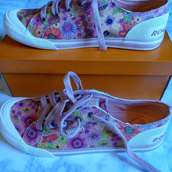 NWOT Women's sz 9.5 Rocket dog sneakers - Picture 4 of 10